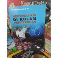Image of memelihara ikan di kolam pekarangan